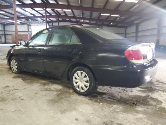 2005 Toyota Camry LE