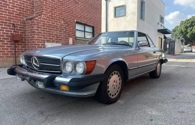 1988 Mercedes-Benz 560 SL