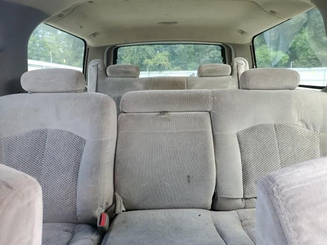 2002 Chevrolet Suburban C1500