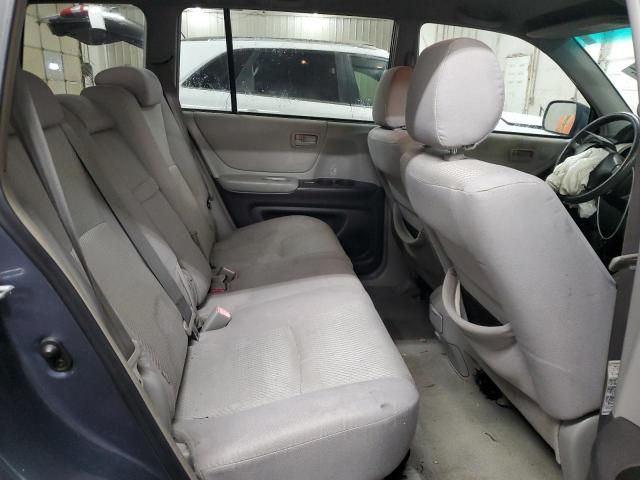 2004 Toyota Highlander