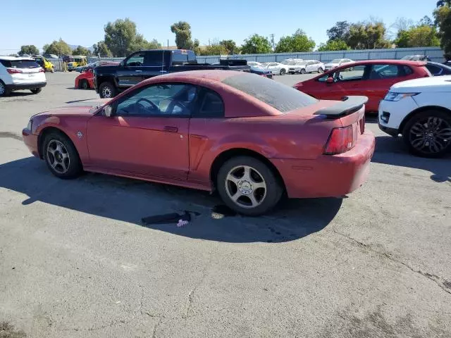 2004 Ford Mustang