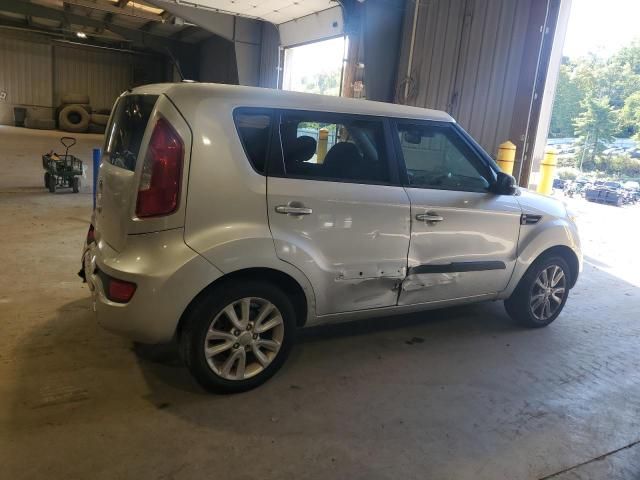 2013 KIA Soul +