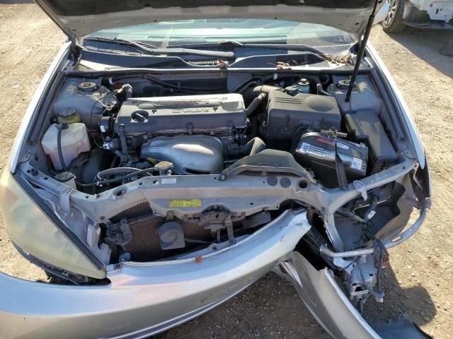 2004 Toyota Camry LE