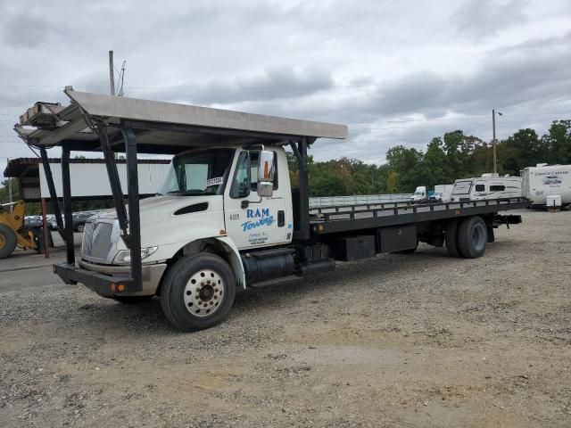 2003 International 4000 4400