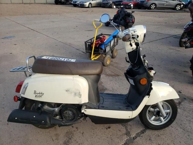 2022 Genuine Scooter Co. Buddy Kick