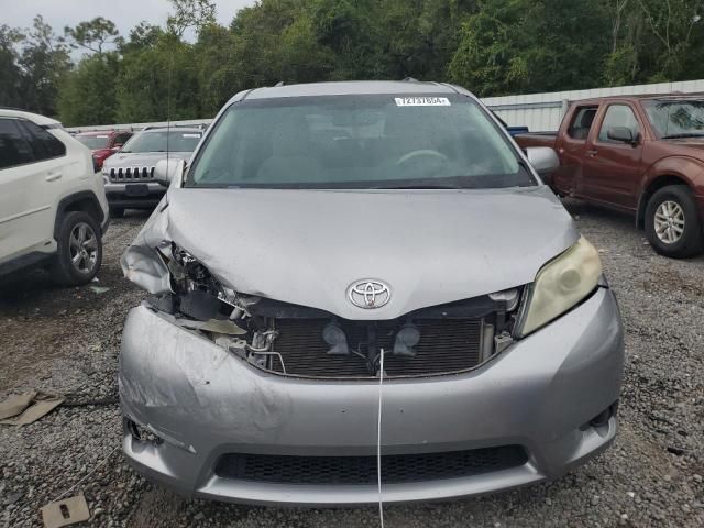 2012 Toyota Sienna LE