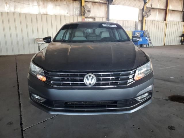 2016 Volkswagen Passat SE