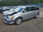 2015 Chrysler Town & Country Touring L