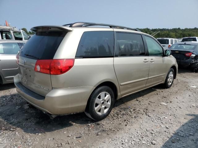 2007 Toyota Sienna CE