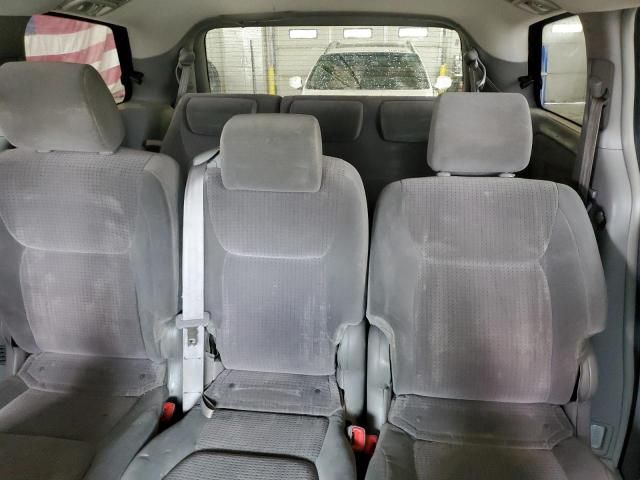 2006 Toyota Sienna CE