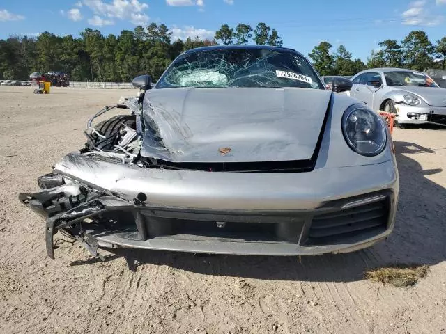 2024 Porsche 911 Carrera