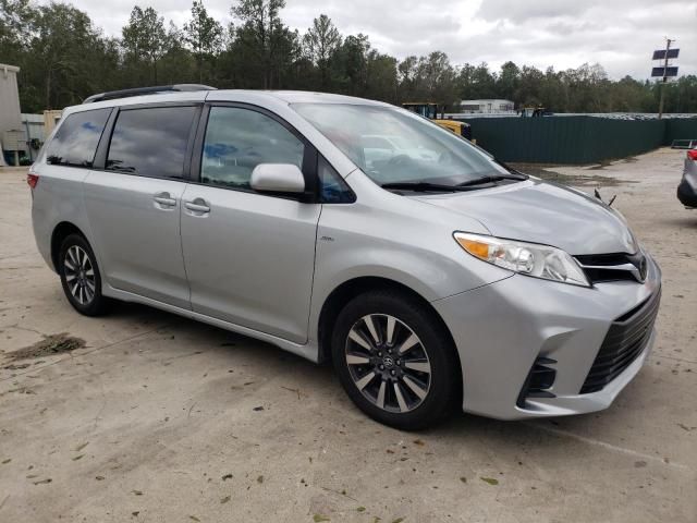 2019 Toyota Sienna LE