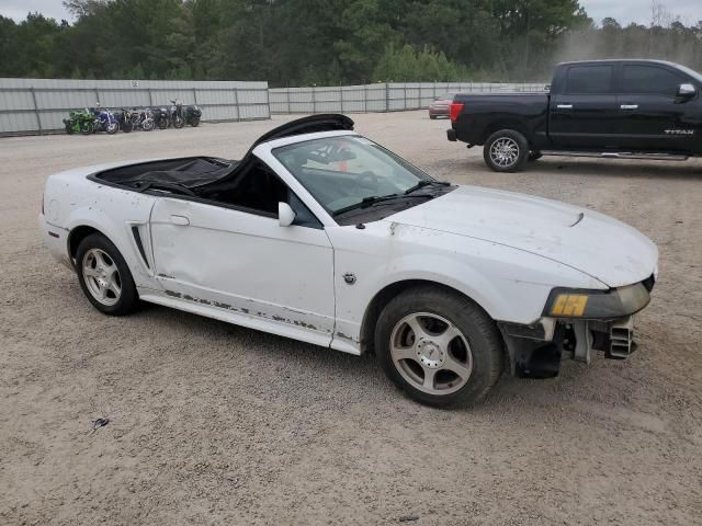 2004 Ford Mustang