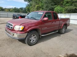 Salvage trucks for sale at Shreveport, LA auction: 2000 Toyota Tundra Access Cab Limited