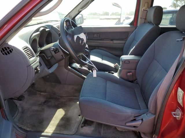 2002 Nissan Frontier Crew Cab XE