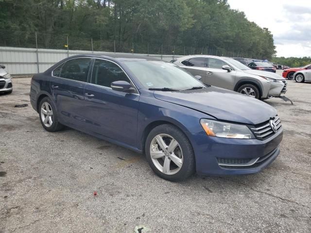 2012 Volkswagen Passat SE