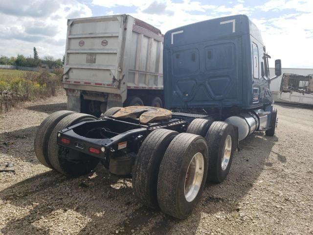 2022 Freightliner Cascadia 126