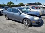 2005 Volkswagen New Jetta 2.5L Option Package 1