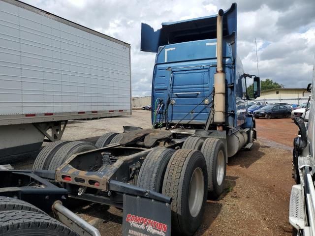 2007 Volvo VN VNL