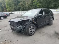 2022 Ford Escape Titanium en venta en Glassboro, NJ