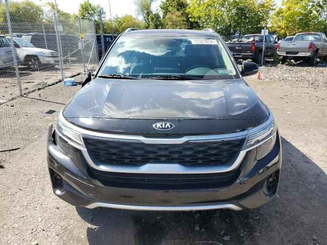 2021 KIA Seltos EX