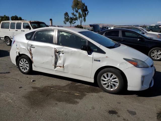 2014 Toyota Prius PLUG-IN