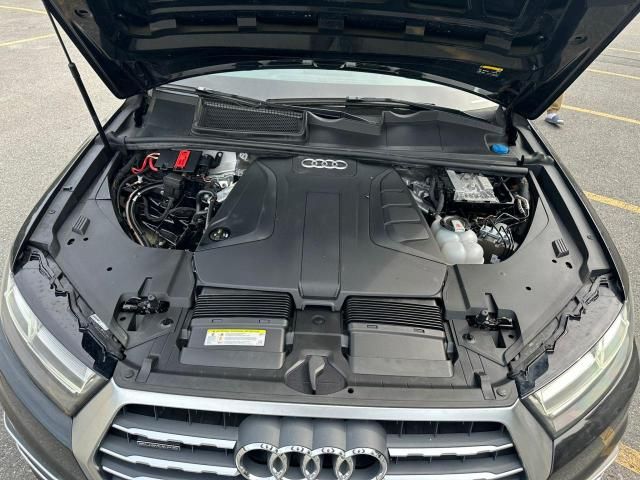 2019 Audi Q7 Premium Plus