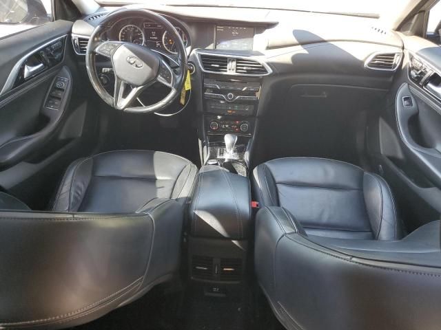 2017 Infiniti QX30 Base