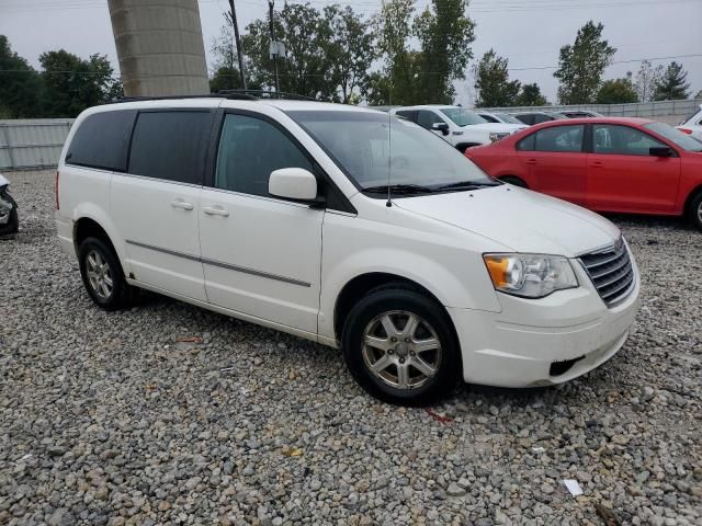 2009 Chrysler Town & Country Touring