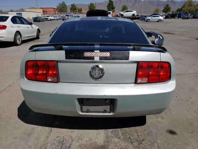 2005 Ford Mustang