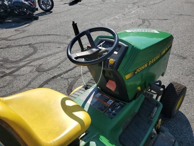 1997 John Deere Lawnmower