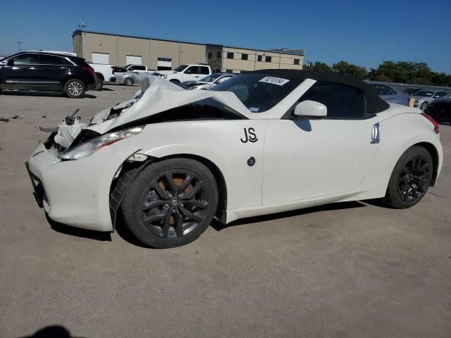 2012 Nissan 370Z Base