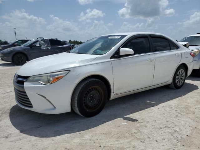 2017 Toyota Camry LE