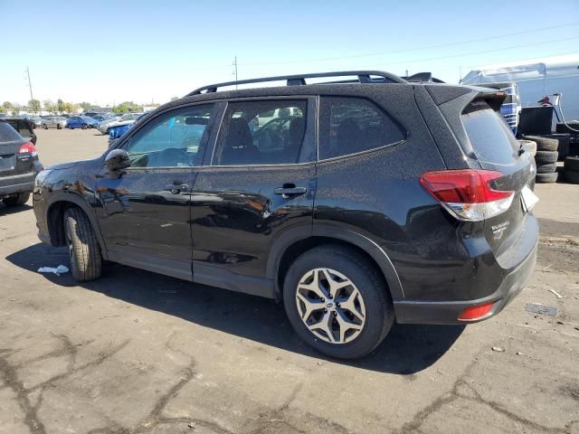 2024 Subaru Forester Premium