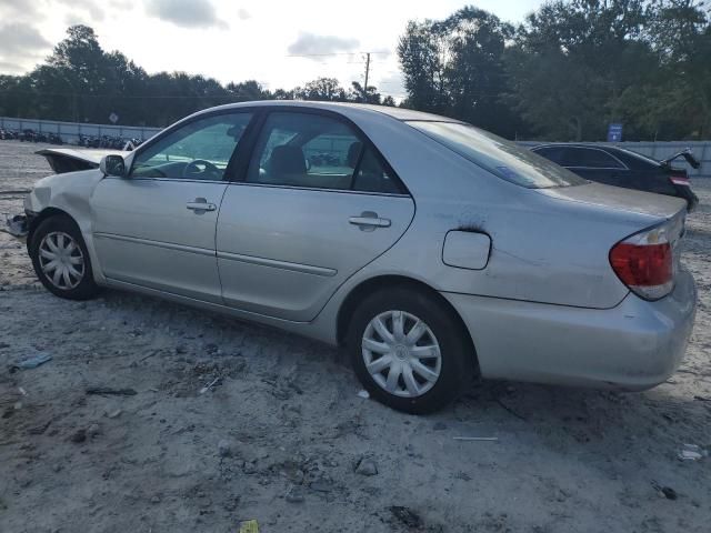 2005 Toyota Camry LE