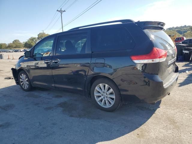 2014 Toyota Sienna XLE