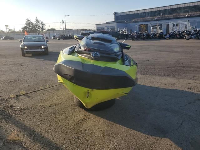 2018 Seadoo RXT300