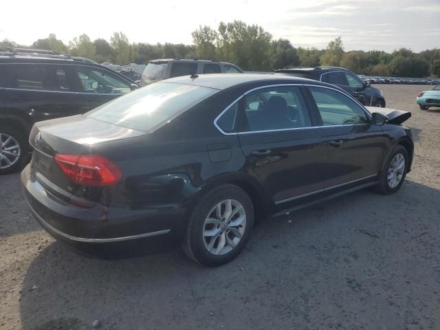 2016 Volkswagen Passat S