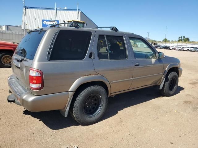 2002 Nissan Pathfinder LE