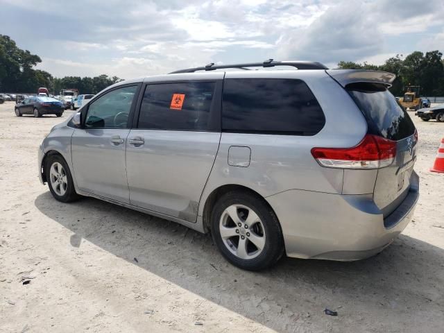 2011 Toyota Sienna LE