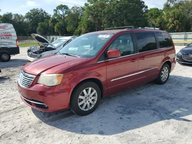 2014 Chrysler Town & Country Touring