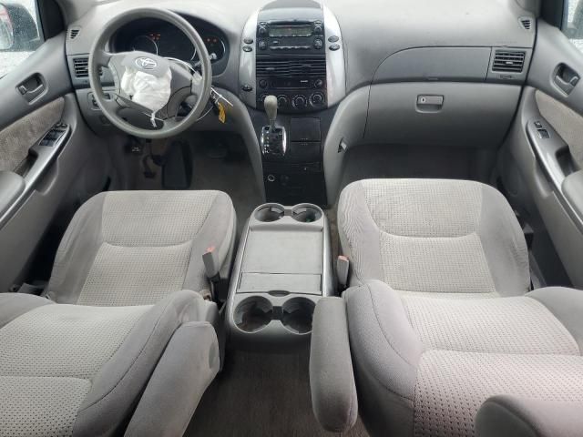 2007 Toyota Sienna CE