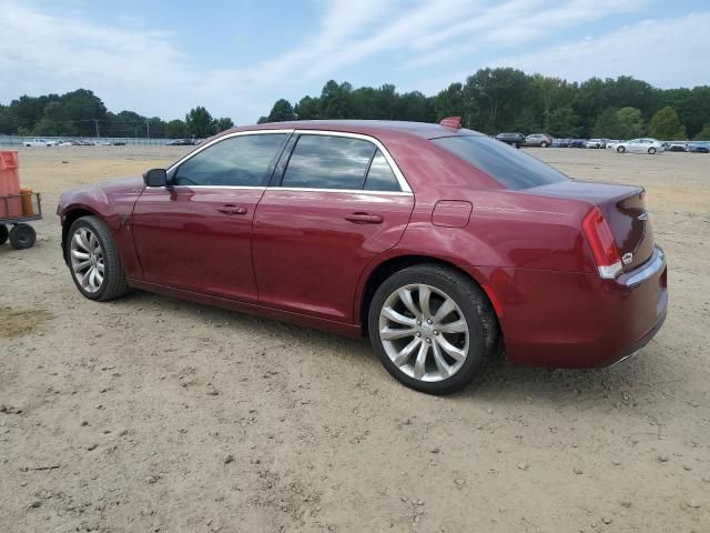 2019 Chrysler 300 Touring