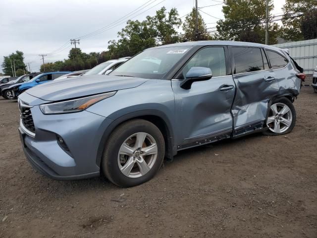 2021 Toyota Highlander L