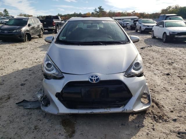 2015 Toyota Prius C