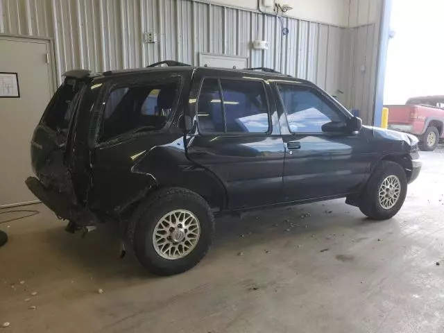 1999 Nissan Pathfinder LE