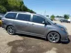 2016 Toyota Sienna SE