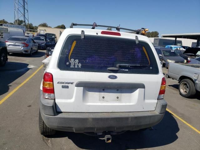 2004 Ford Escape XLS