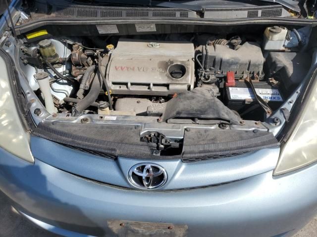 2006 Toyota Sienna XLE