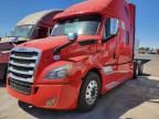 2020 Freightliner Cascadia 126